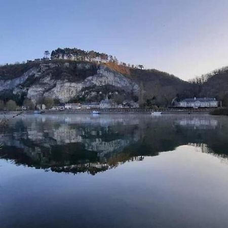 Maison bucolique à Anhée, vue Meuse et falaises Villa Esterno foto